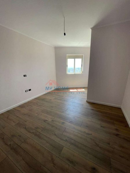 shitet apartament 2+1 Kati 4, 124 m² 124.100 € (Fresk)