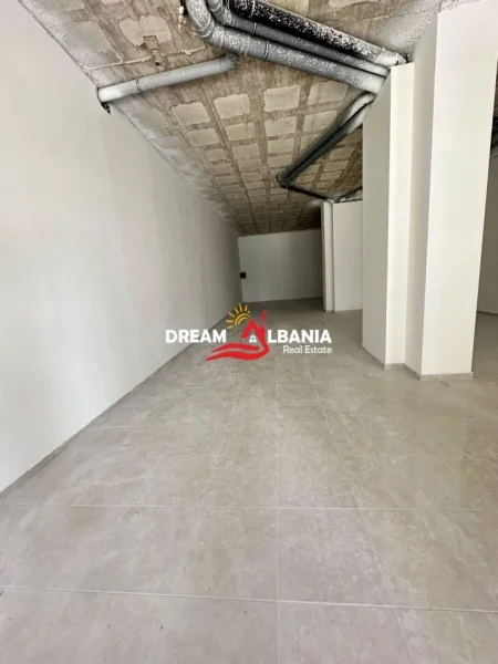 Tirane, jepet me qera ambjent biznesi Kati 1, 125 m² 1.400 € (prane Residences Turdiu)