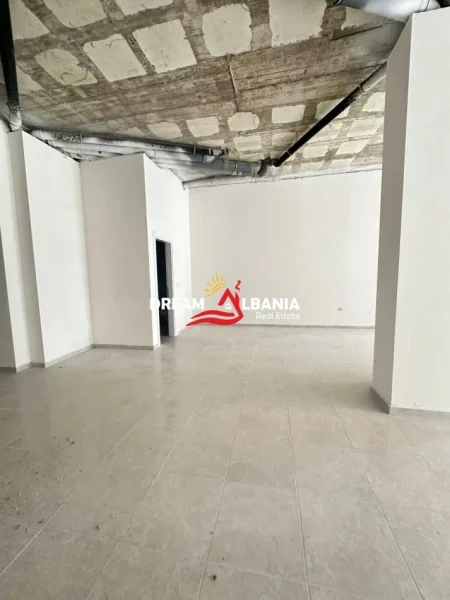 Tirane, jepet me qera ambjent biznesi Kati 1, 125 m² 1.400 € (prane Residences Turdiu)