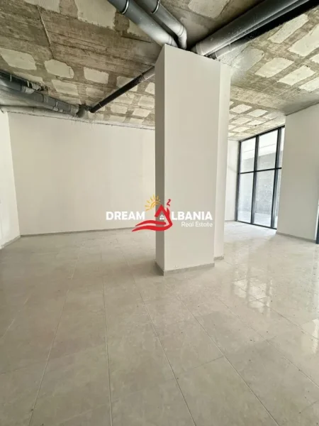 Tirane, jepet me qera ambjent biznesi Kati 1, 125 m² 1.400 € (prane Residences Turdiu)