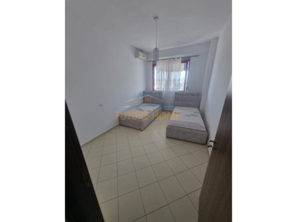 Tirane, jepet me qera apartament 2+1 Kati 8, 100 m² 420 € (Kthesa e Kamzës)