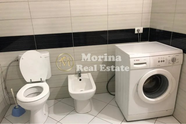 Tirane, jepet me qera apartament 1+1 Kati 1, 98 m² 250 € (Rruga e Dajtit)