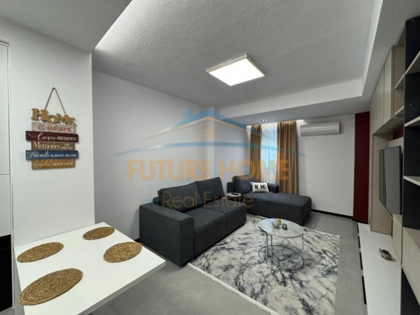 Tirane, shitet apartament 3+1 Kati 6, 124 m² 360.000 € (Rruga Kavajes)