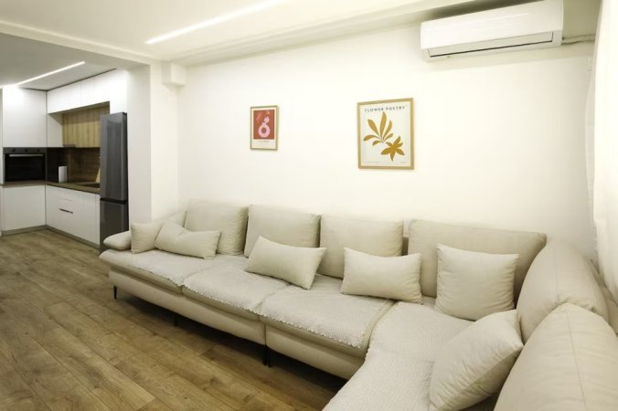 Tirane, jepet me qera apartament 1+1 Kati 1, 66 m² 550 € (Rruga e Kavajes)