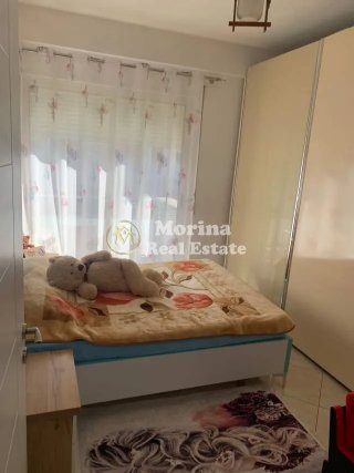 Tirane, jepet me qera apartament 1+1 Kati 5, 75 m² 500 € (Amerikan 3)