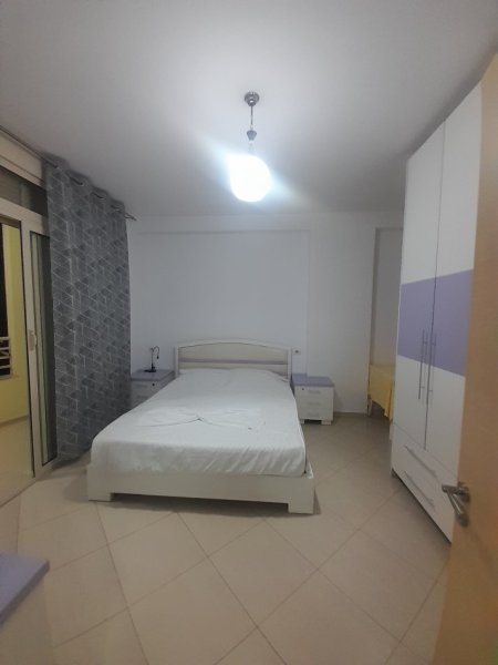 Tirane, jepet me qera apartament 2+1+Ballkon Kati 7, 100 m² 600 € (Rruga Don Bosko,pranë Viva Market)