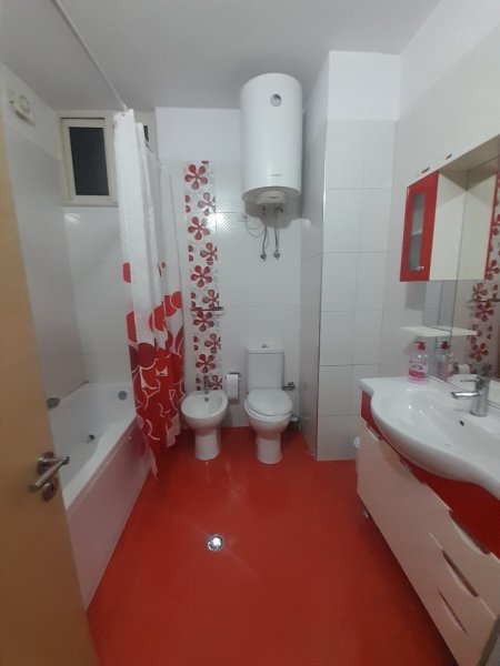 Tirane, jepet me qera apartament 2+1+Ballkon Kati 7, 100 m² 600 € (Rruga Don Bosko,pranë Viva Market)