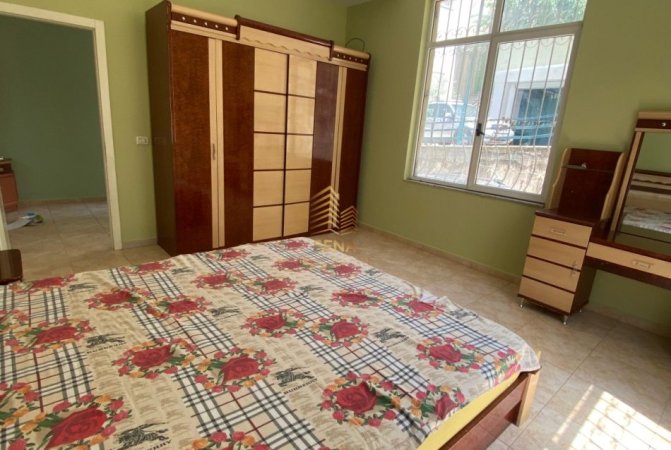 Tirane, jepet me qera apartament 2+1 Kati 0, 110 m² 500 € (Rruga Rrapo Hekali)
