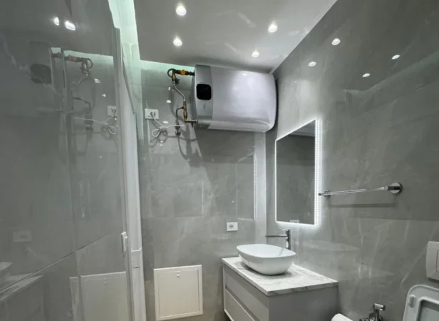 Tirane, shitet apartament 1+1+Ballkon Kati 10, 76 m² 170.000 € (Golden Park 3)