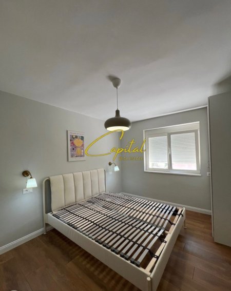Tirane, jepet me qera apartament 2+1 Kati 2, 96 m² 600 € (RRUGA E DIBRES)