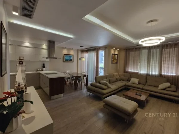 Shqiperi, jepet me qera apartament 3+1 Kati 2, 138 m² 900 € 