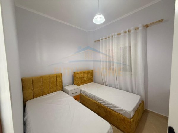 ALF55213 Tirane, jepet me qera apartament 2+1 Kati 2, 75 m² 480 € (Porcelan)