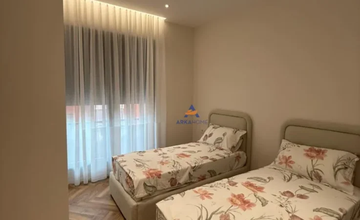 Tirane, jepet me qera apartament 2+1+Ballkon Kati 6, 117 m² 1.500 € (KOMPLEKSI DELIJORGJI,PRANE KASTRATIT)