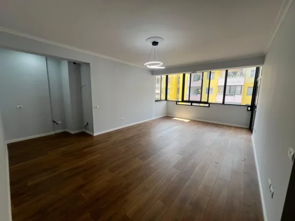 Tirane, shitet apartament 2+1 Kati 6, 90 m² 129.000 € 