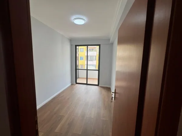 Tirane, shitet apartament 2+1 Kati 6, 90 m² 129.000 € 