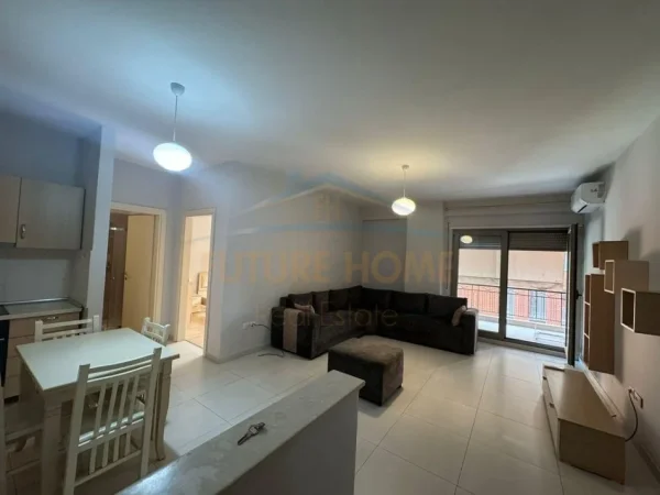 Tirane, shitet apartament 1+1+Ballkon Kati 1, 76 m² 210.000 € (Kompleksi Deliorgji)