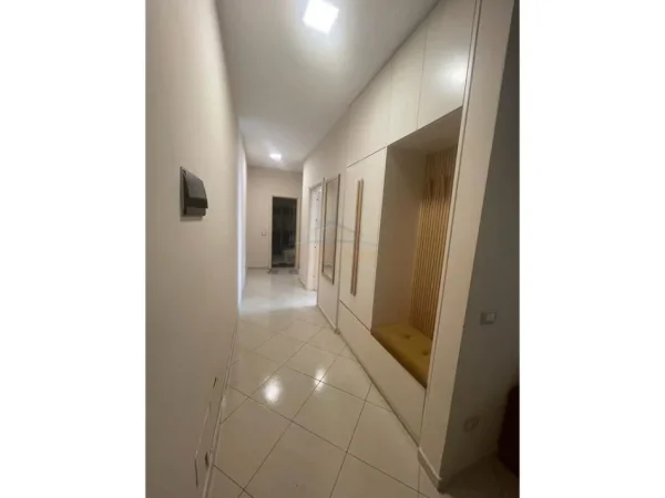 Tirane, shitet apartament 2+1+Ballkon Kati 6, 116 m² 260.000 € (Bulevardi Gjergj Fishta, prane Kompleksit Deliorgji)