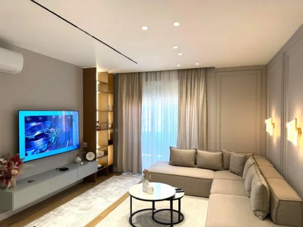 Tirane, shitet apartament 1+1 , 76 m² 169.000 € (perballe spitalit amerikan 3)