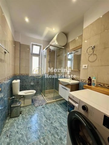Tirane, jepet me qera apartament 1+1 Kati 4, 100 m² 600 € (21 Djetori)