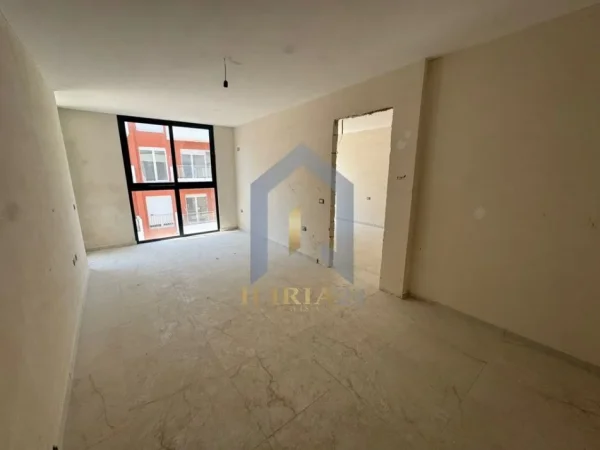 Lezhe, shes apartament 2+1+Ballkon Kati 5, 82 m² 82.600 €