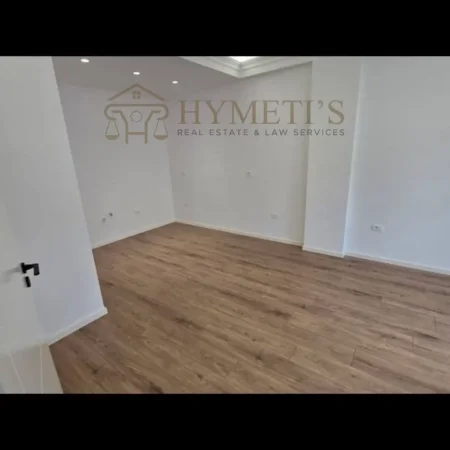 Tirane, shitet apartament 2+1 , 210.000 € (Rruga E Kavajës)