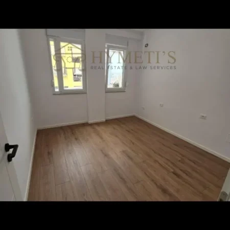 Tirane, shitet apartament 2+1 , 210.000 € (Rruga E Kavajës)
