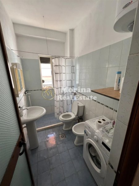 Tirane, jepet me qera apartament 1+1 Kati 2, 60 m² 450 € (5 Maji)