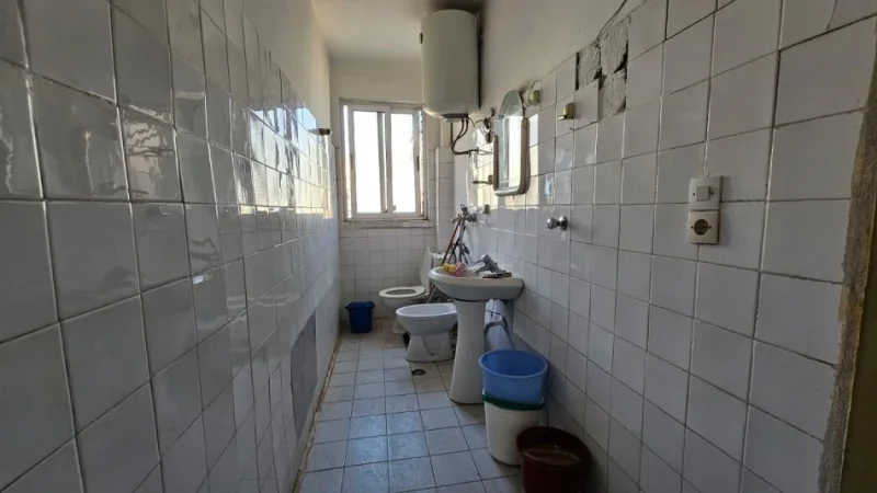 Tirane, shitet apartament 1+1 Kati 5, 105.000 €