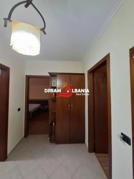 Tirane, jepet me qera apartament 2+1 Kati 2, 76 m² 600 € (ne Ali Dem prane Shkolles 1 Maji)