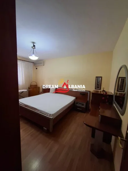 Tirane, jepet me qera apartament 2+1 Kati 2, 76 m² 600 € (ne Ali Dem prane Shkolles 1 Maji)