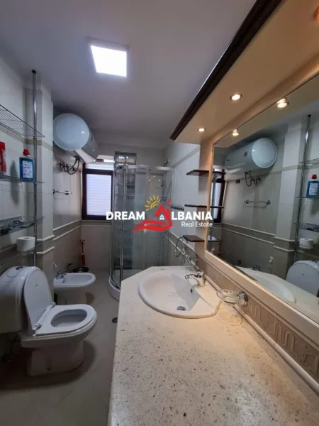 Tirane, jepet me qera apartament 2+1 Kati 2, 76 m² 600 € (ne Ali Dem prane Shkolles 1 Maji)