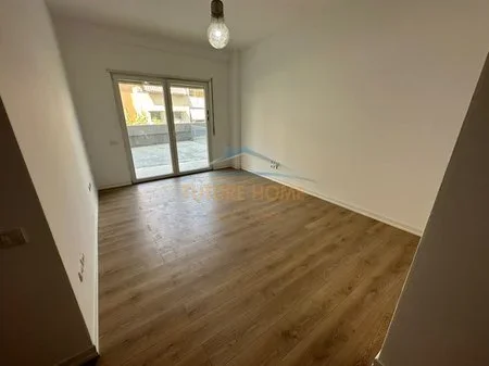 Tirane, shitet apartament 2+1 Kati 2, 159 m² 29.700.000 € 