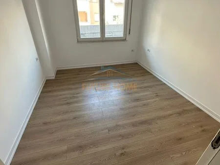 Tirane, shitet apartament 2+1 Kati 2, 159 m² 29.700.000 € 