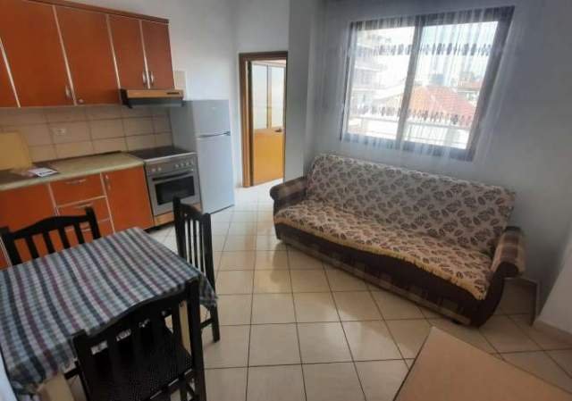 Tirane, jepet me qera apartament 2+1 Kati 3, 78 m² 27.000 Leke (BESA)
