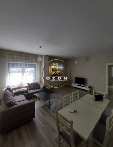 Tirane, jepet me qera apartament 2+1+A+BLK Kati 4, 120 m² 750 Euro (Zogu i Zi)