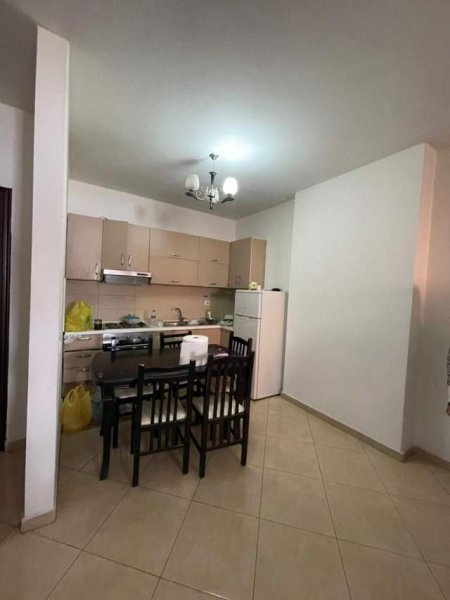 Tirane, jepet me qera apartament 3+1+BLK Kati 7, 120 m² 42.000 Leke (Tom plezha)