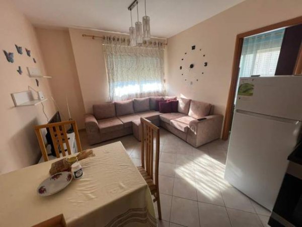 Tirane, jepet me qera apartament 2+1+BLK Kati 7, 74 m² 350 Euro (Loni Ligori)