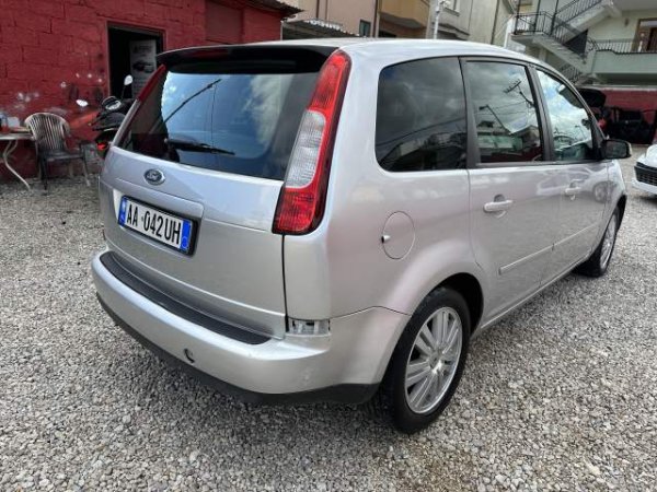 Tirane, shes makine Ford c-max Viti 2004, 2.800 Euro