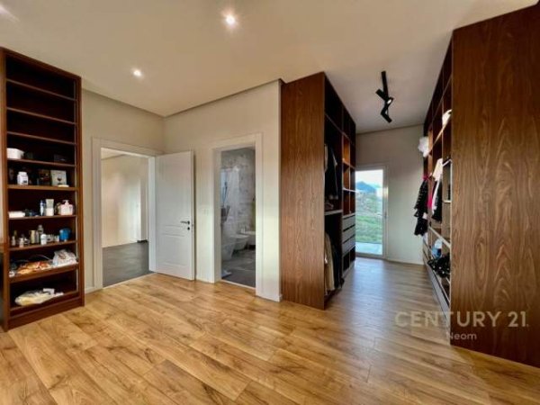 Tirane, jepet me qera Vile 2 Katshe Kati 2, 950 m² 2.200 Euro (në zonë e Mulletit pranë LONG HILL, TEG.)