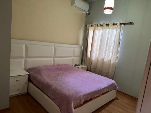 Tirane, jepet me qera Vile 4+1+BLK Kati 3, 200 m² 1.400 Euro (rruga Siri Kodra)