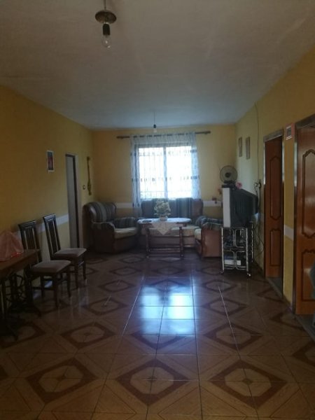 Durres, shitet shtepi 3+1 Kati 0, 2.160 m² 90.000 Euro (Sallmone, Shijak, Durres)