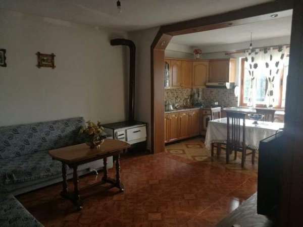 Durres, shitet shtepi 3+1 Kati 0, 2.160 m² 90.000 Euro (Sallmone, Shijak, Durres)