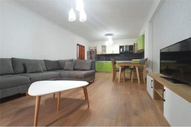 Tirane, shitet apartament 1+1 Kati 2, 74 m² 124.900 Euro (21 Dhjetori)