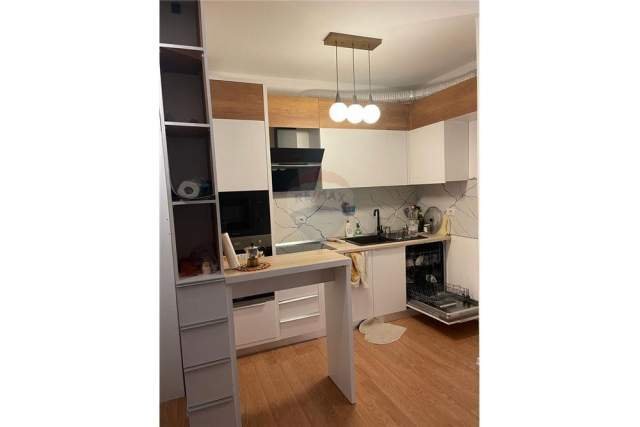Tirane, jepet me qera apartament 92 m² 600 Euro (fiori di bosko)