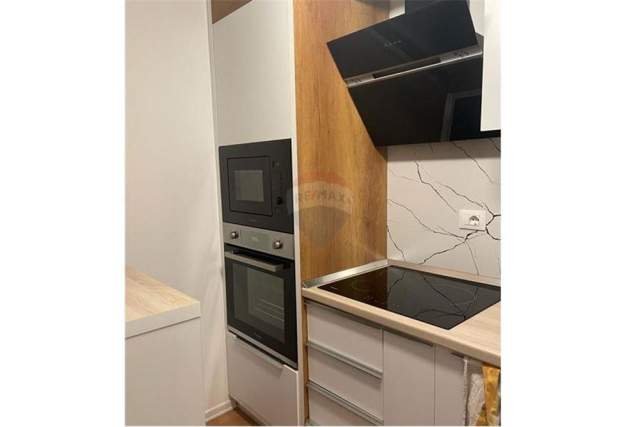 Tirane, jepet me qera apartament 92 m² 600 Euro (fiori di bosko)