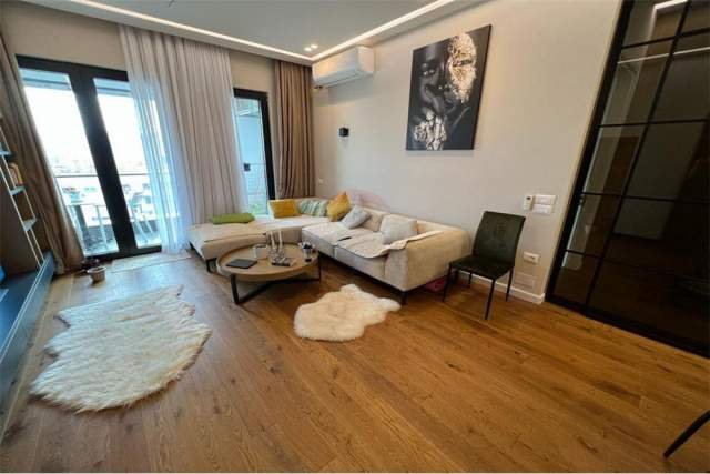 Tirane, jepet me qera apartament 2+1+BLK 110 m² 1.100 Euro (rruga kavajes)