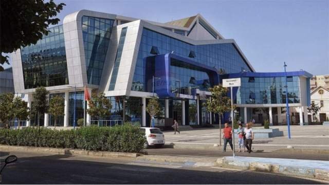 Tirane, shitet ambjent biznesi 57 m² 145.000 Euro (Bulevardi Blu)