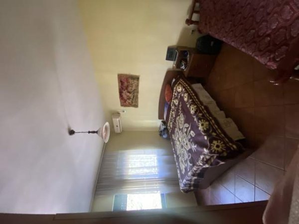 Tirane, jepet me qera apartament 1+1 Kati 4, 70 m² 300 Euro (Ferit Xhajko)