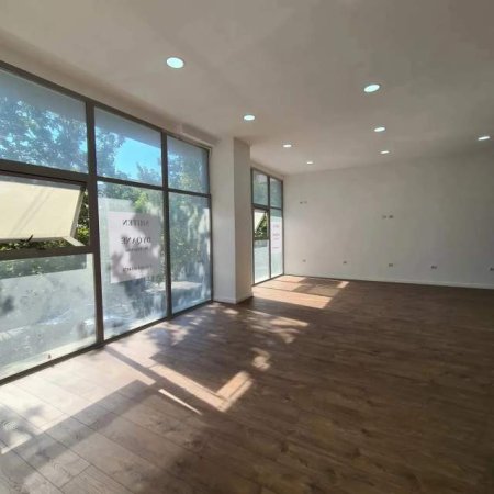 Tirane, shitet ambjent biznesi Kati 1, 80 m² 120.000 Euro (Kamez)