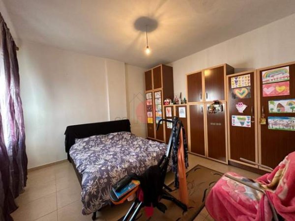 Tirane, shitet apartament 2+1+BLK Kati 8, 112 m² 80.000 Euro (Pallatet e Verdha)